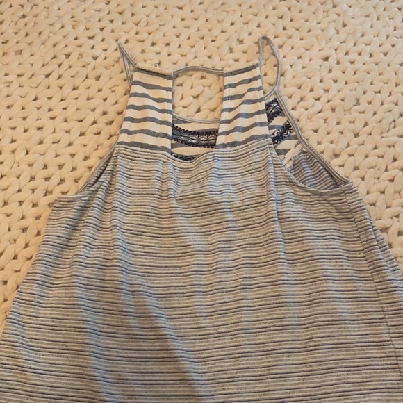 Lucky Brand Women’s tank top - Picture 3 of 5